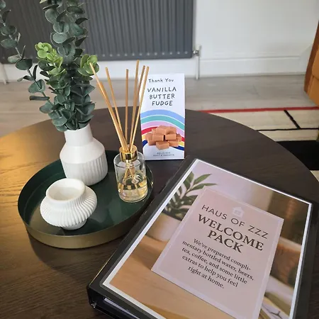 Bright And Cosy 2 Bed House With Free Parking Near The Centre לידס